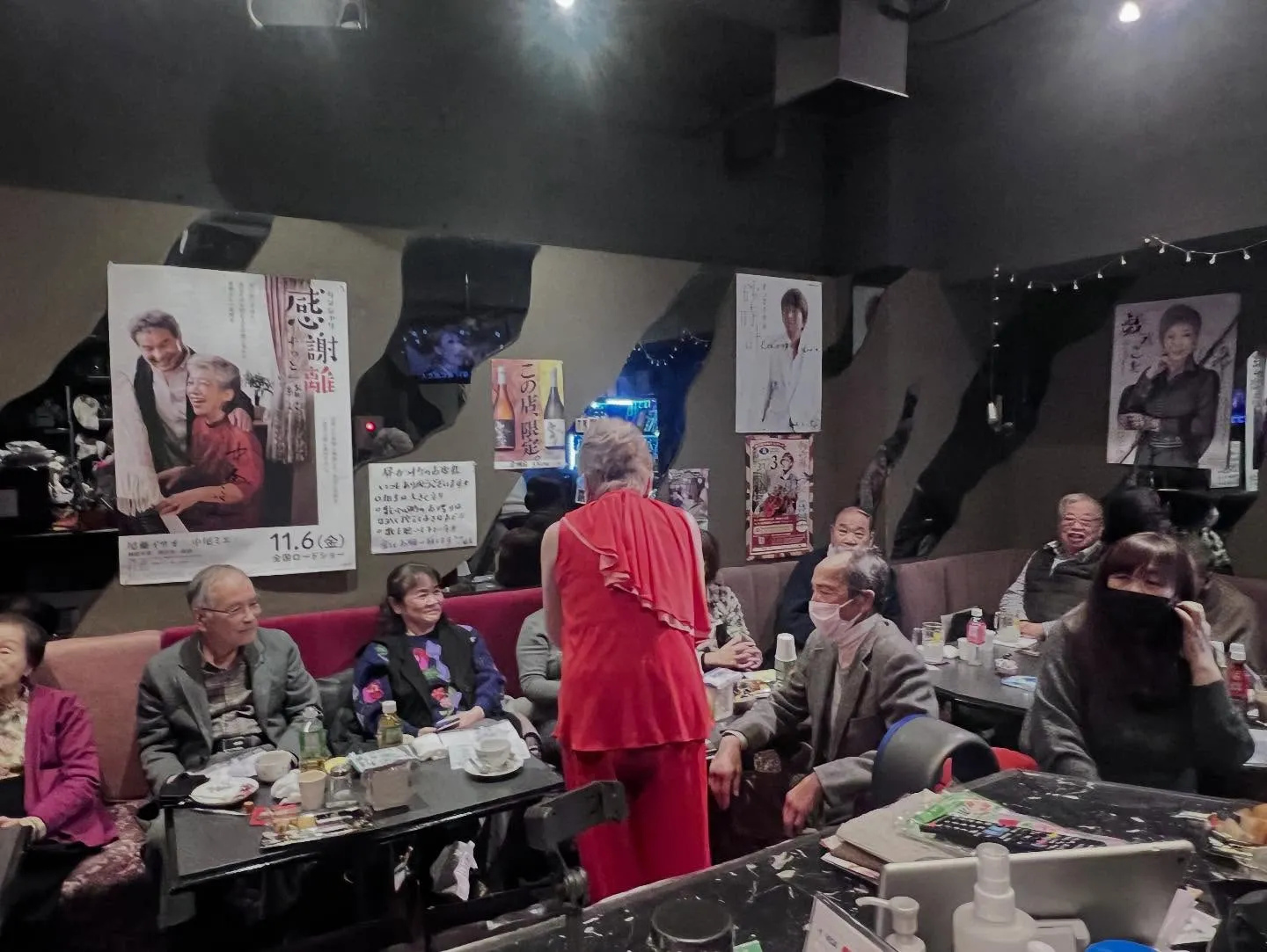 皆様こんばんは🌙🌝